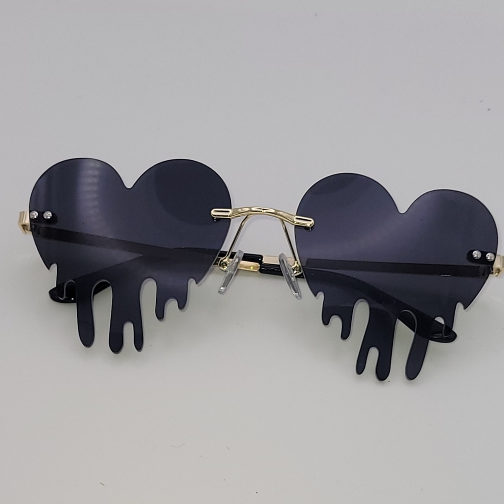 New Black and Gold Heart Drip Sunglasses